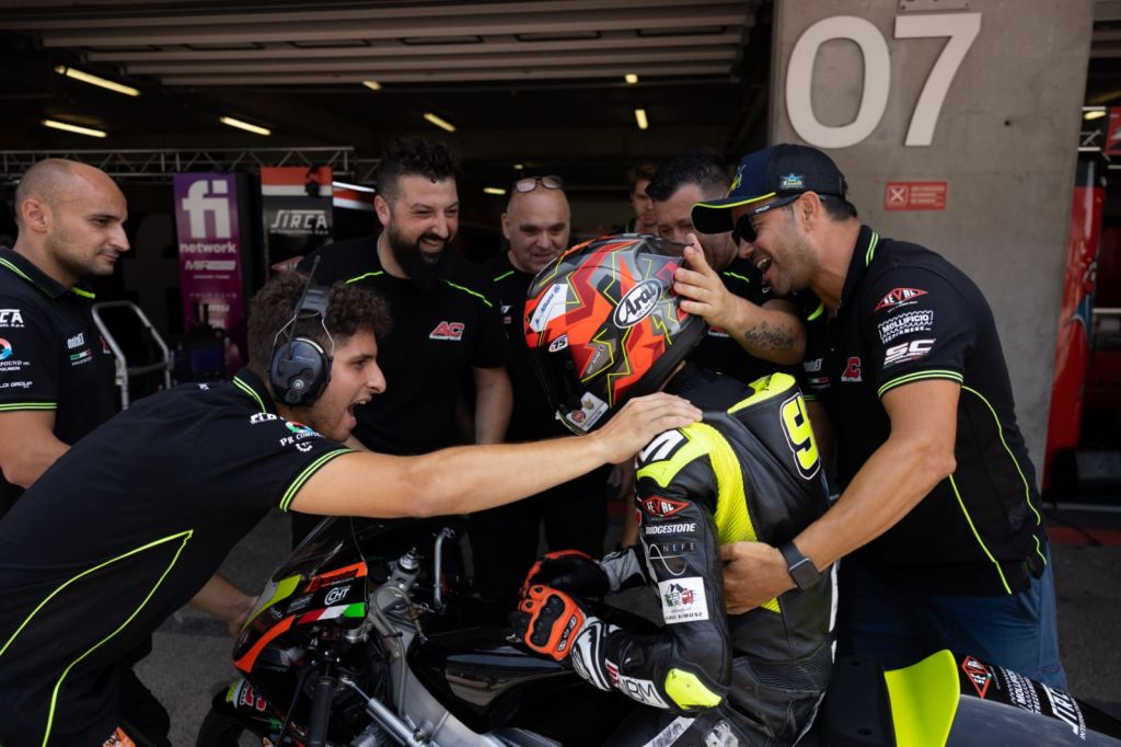 Si conferma la seconda posizione in classifica nel Campionato FIM JuniorGP per Guido Pini, talentuoso pilota supportato dagli Sponsor Allianz Mati Sas, dal Motoclub Borgo San Lorenzo e Pizza Party.